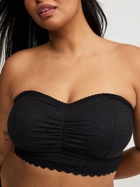 Torrid - Unlined 4-Way Stretch Lace Black Strapless Scallop Bandeau Bra - 2X